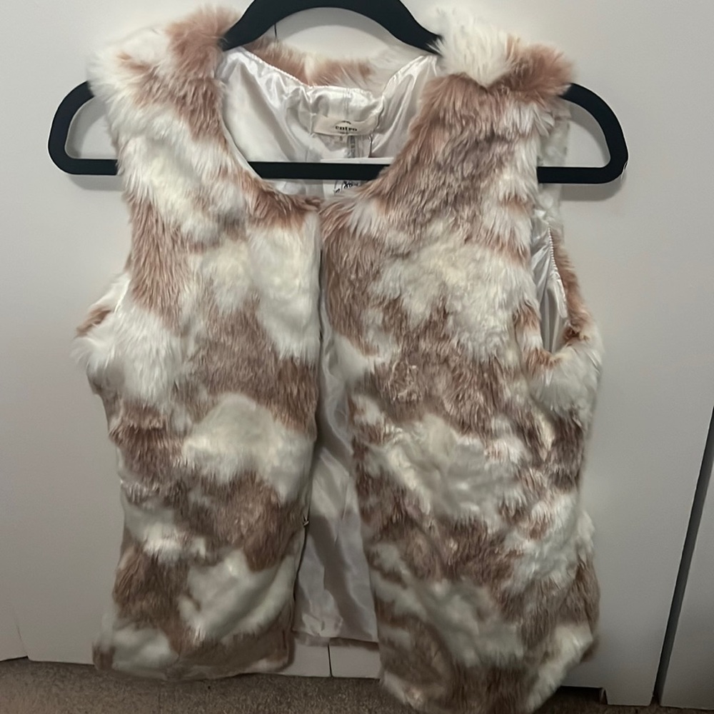 Brand new vest with lining. Great quality.